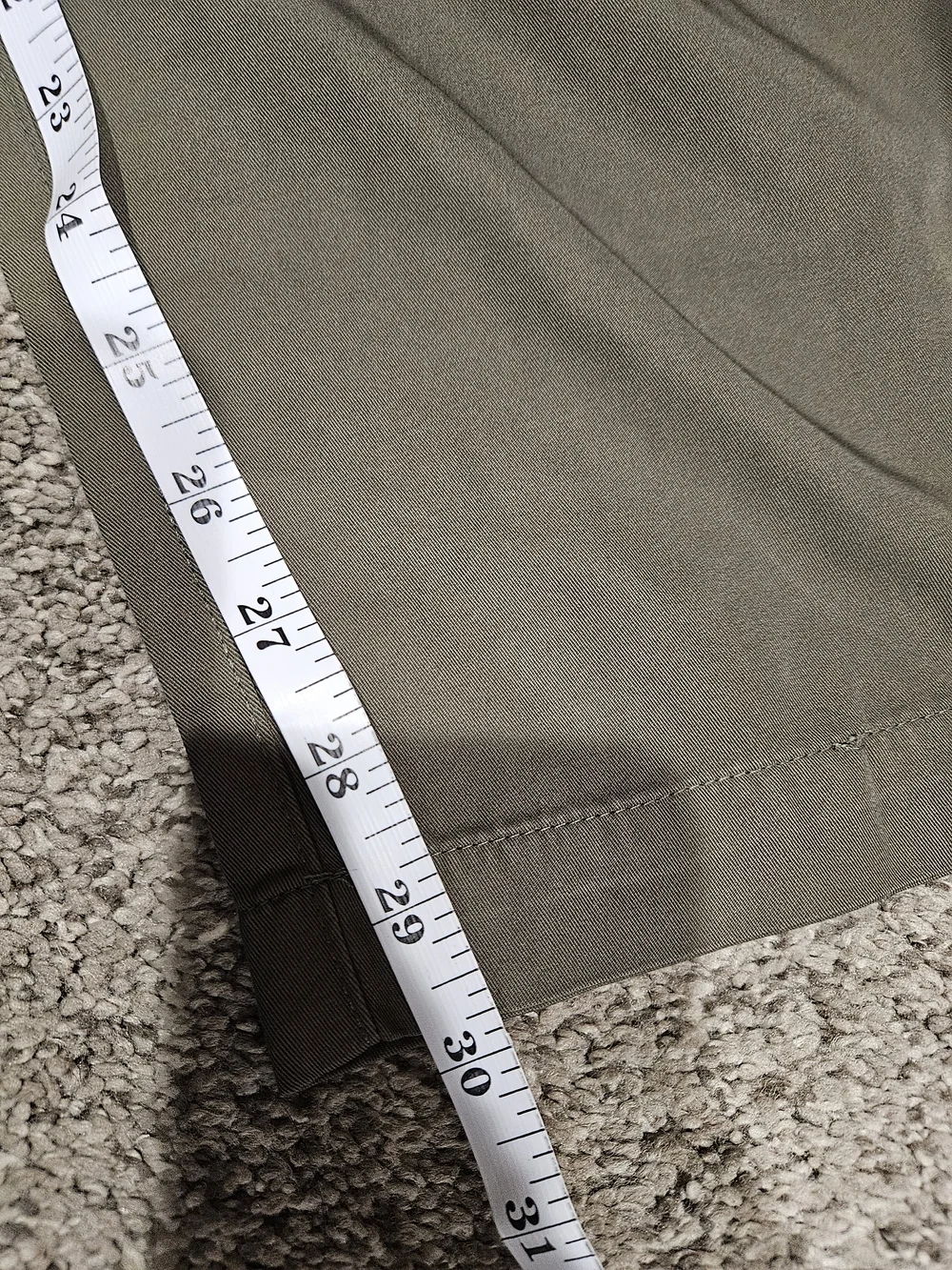 Men's Olive Cargo Pants with Drawstring Waist - Picture 3 of 6